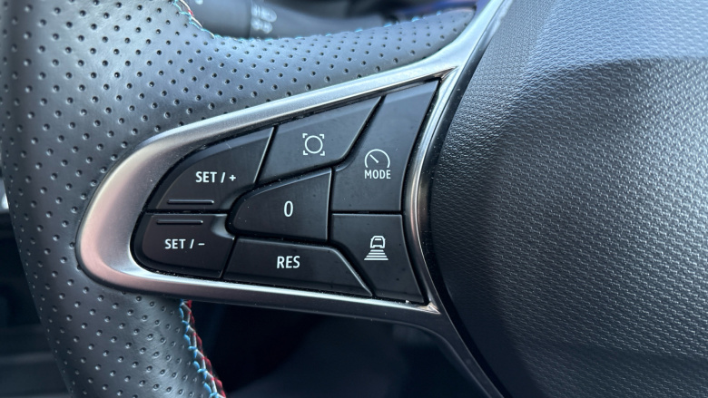 Renault Symbioz 1.6 E-Tech FHEV 145 Iconic Esprit Alpine 5dr Auto Hybrid Estate